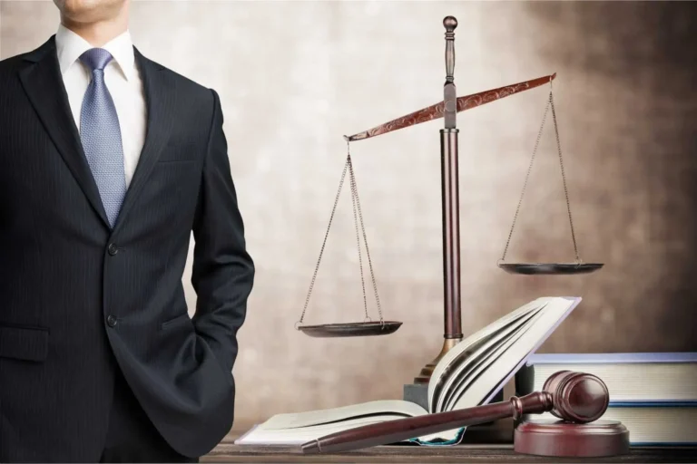 choose best lawyer in Pakistan